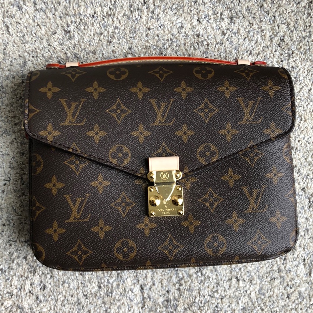 NWT Louis Vuitton Pochette Metis Monogram